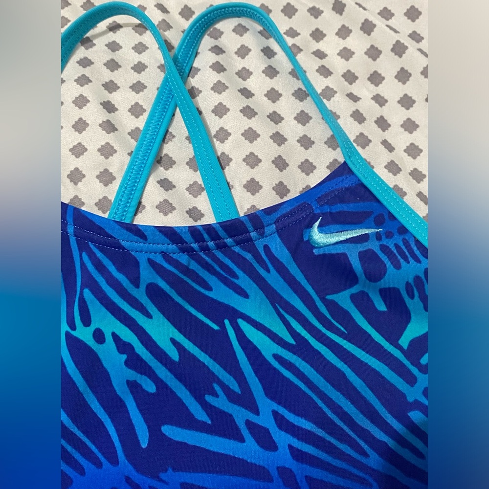 Nike Girls Swimsuit Athletic Size 12 EUC - Picture 3 of 3